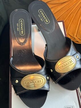 Vintage Y2K Coach Black Leather Slide Mules with Gold Plaque
